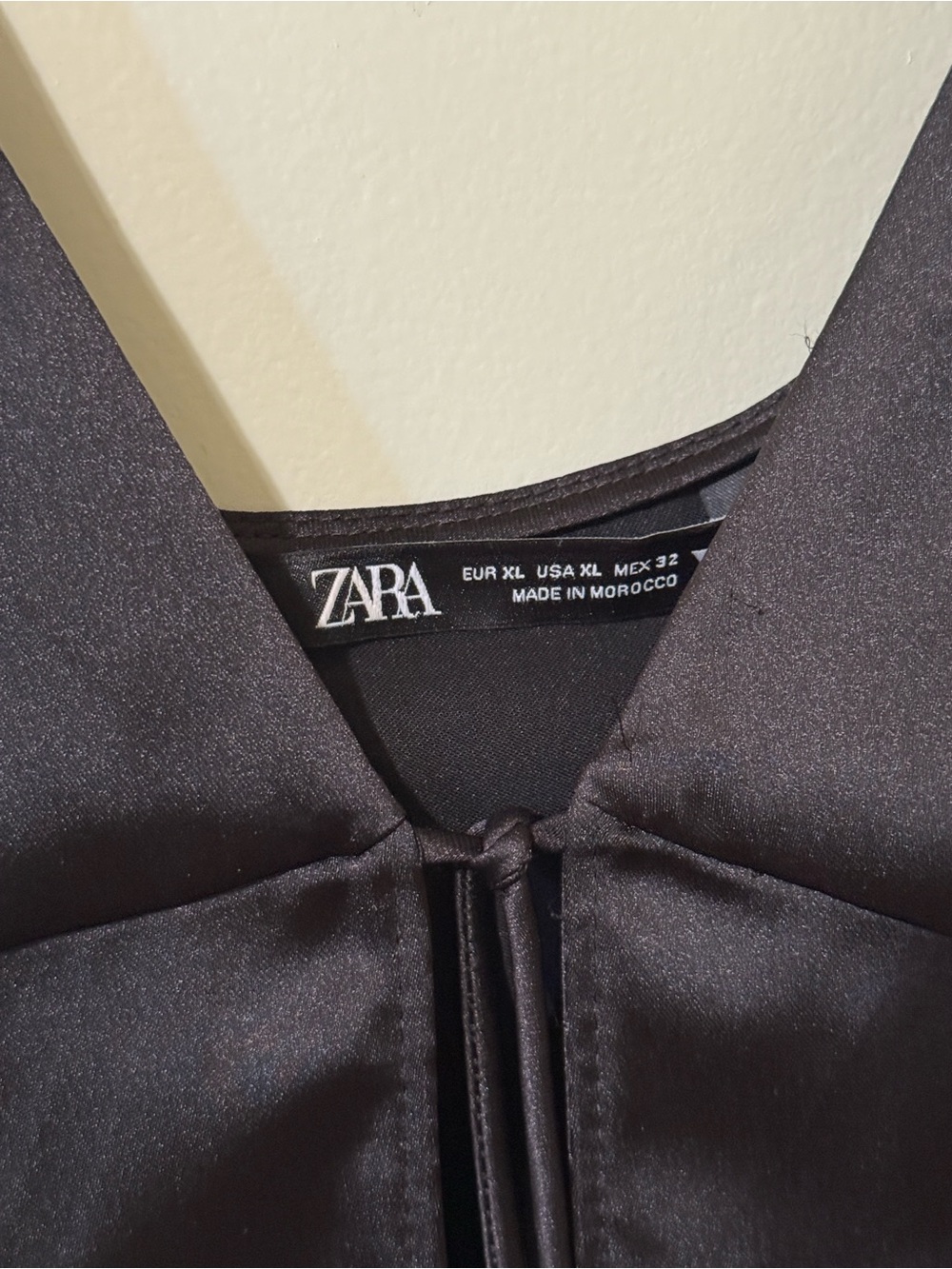 Zara Black Satin Lace-Up Spaghetti Strap Camisole - Picture 3 of 4
